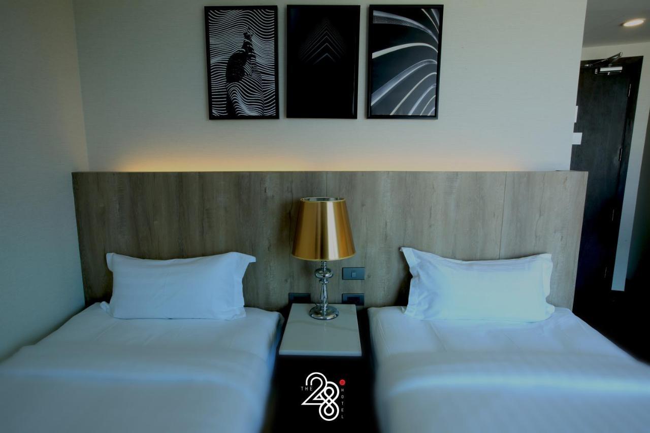 The 28Th Hotel Kanchanaburi Dış mekan fotoğraf
